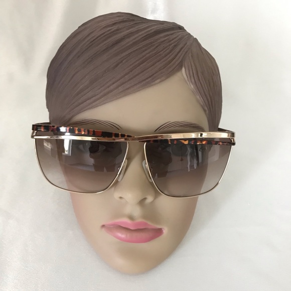 Laura Biagiotti Accessories - Laura Biagiotti vintage oversized sunglasses Italy